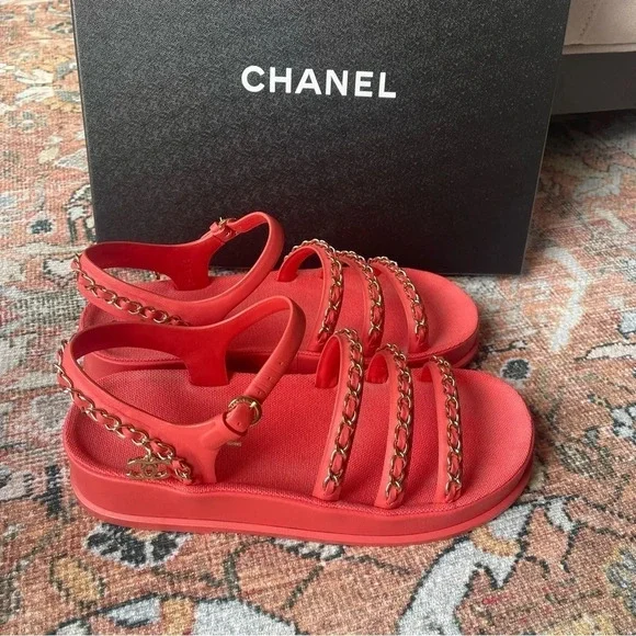 Chanel Coral Pink 2021 Interlocking CC Logo Gladiator Sandals Leather Gold Chain - Picture 3 of 10